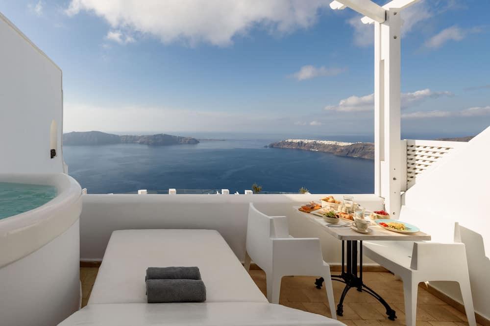HOTEL ABOVE BLUE SUITES IMEROVIGLI (SANTORINI) 4* (Greece) - from US$ 818 |  BOOKED